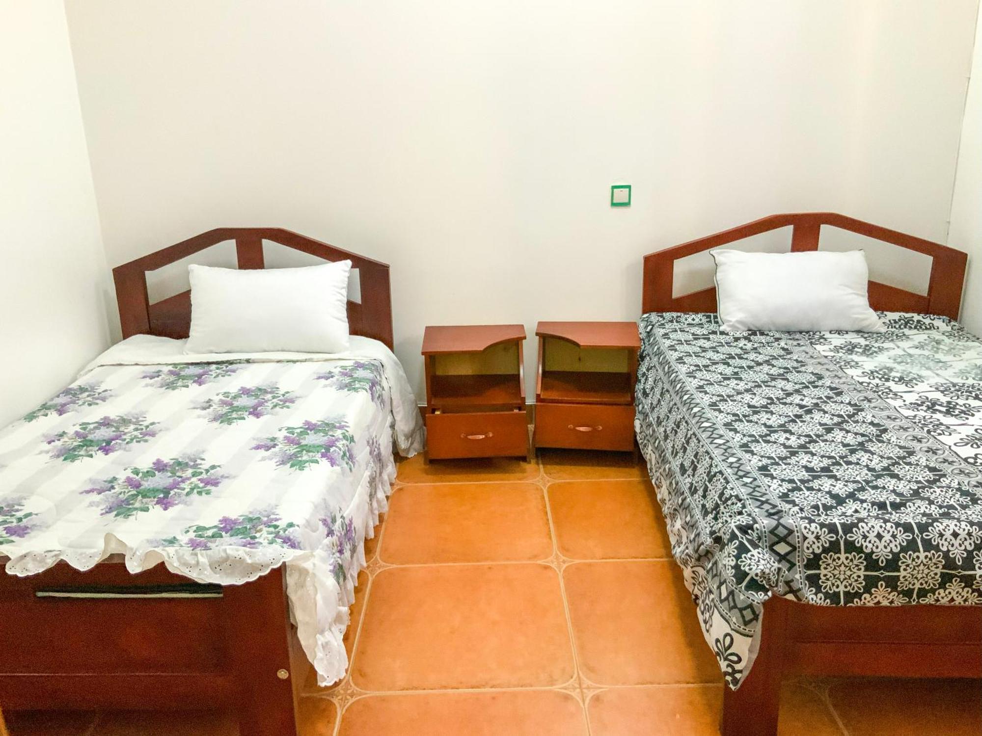 Hendo Hotel Entebbe Eksteriør billede