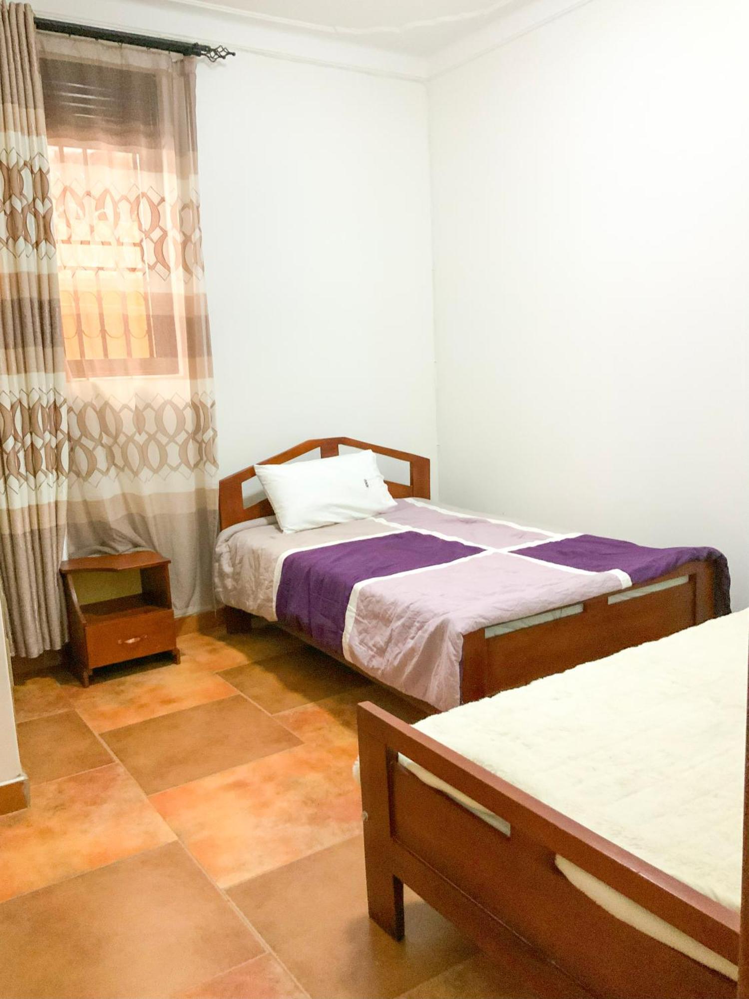 Hendo Hotel Entebbe Eksteriør billede