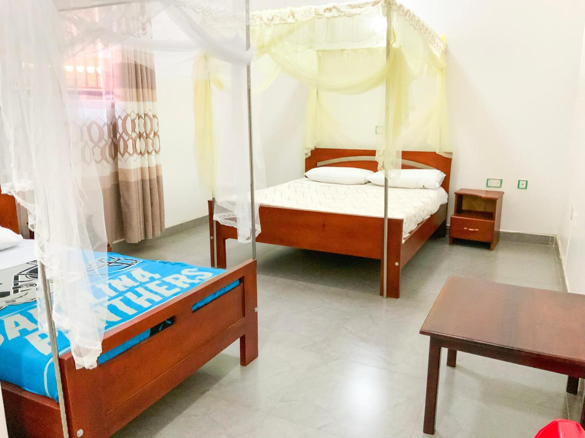 Hendo Hotel Entebbe Eksteriør billede