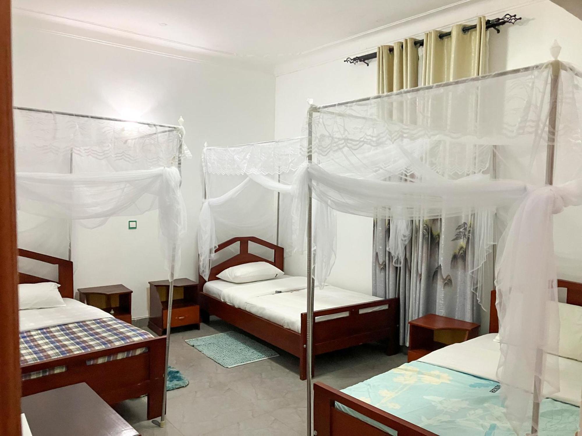 Hendo Hotel Entebbe Eksteriør billede